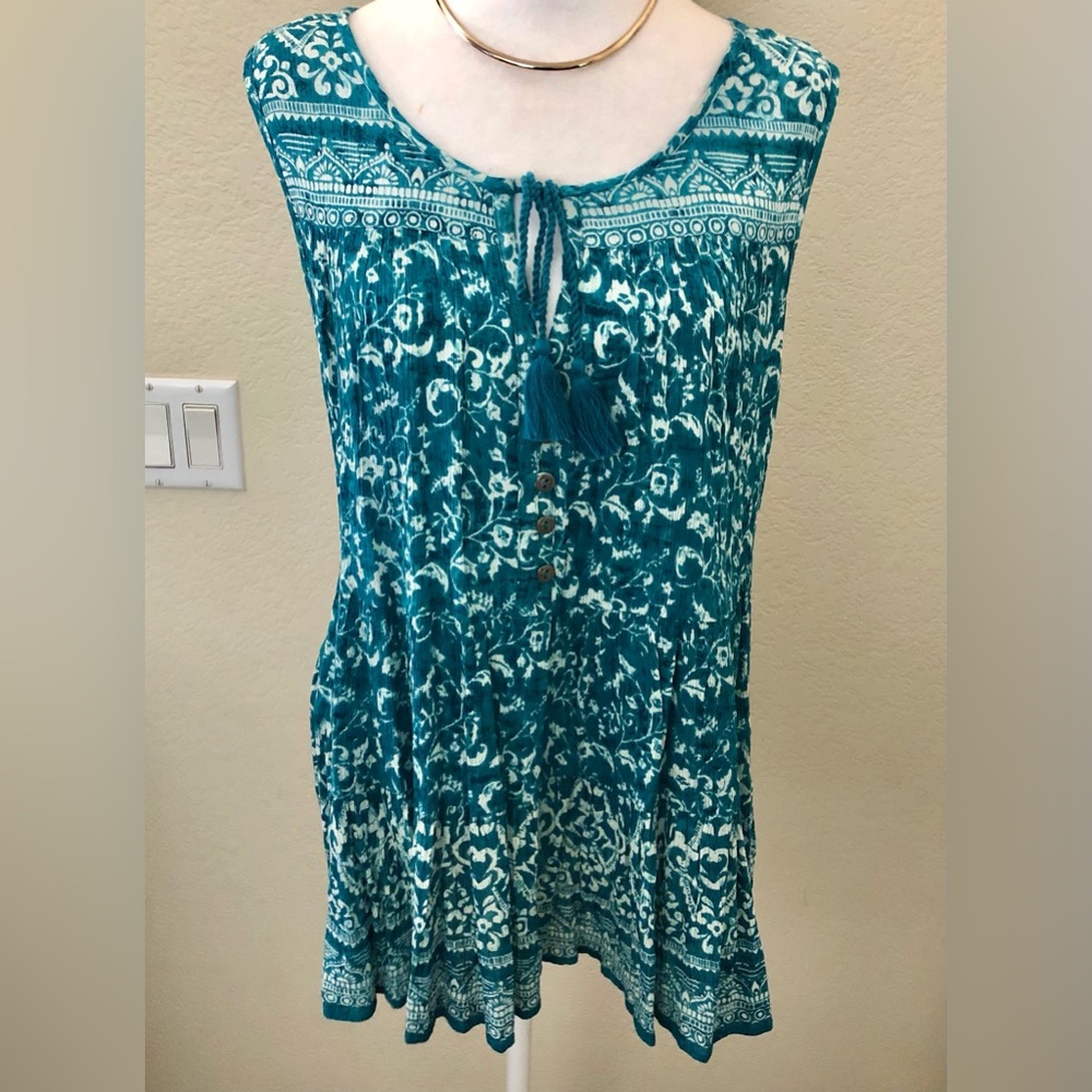 Bila Teal and White Printed Sleeveless Tank Top